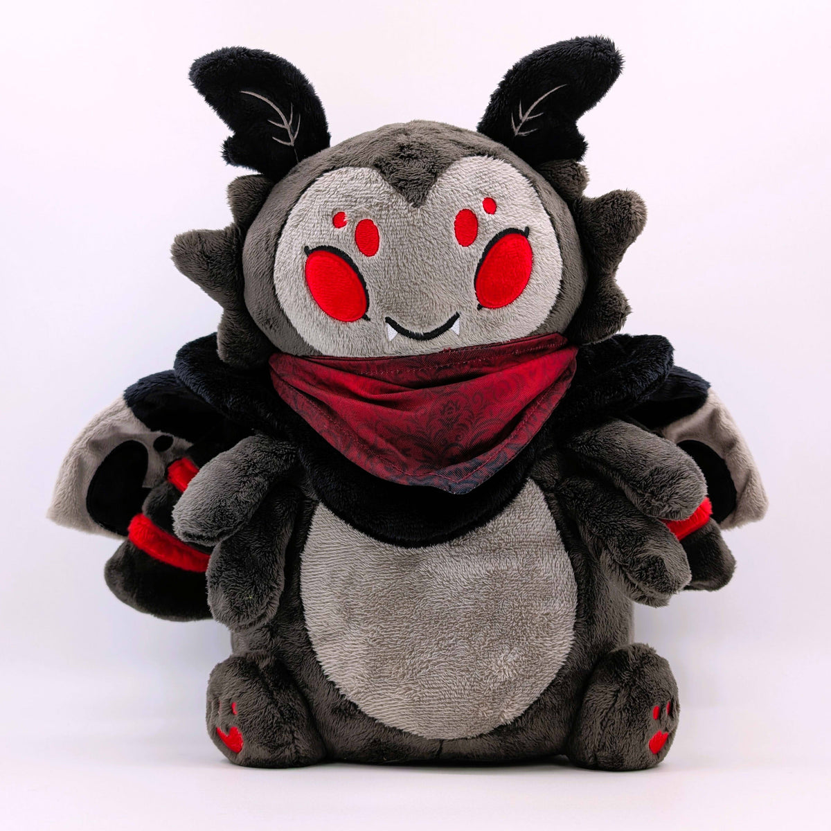 SNUGGLE PAWS Lurk the Mothman