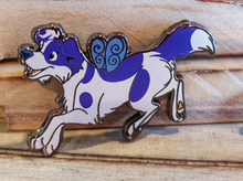 Load image into Gallery viewer, Fairy Collie &amp; Weaselbug Kickstarter Pins★Isa Bredt&#39;s Spotted Collie
